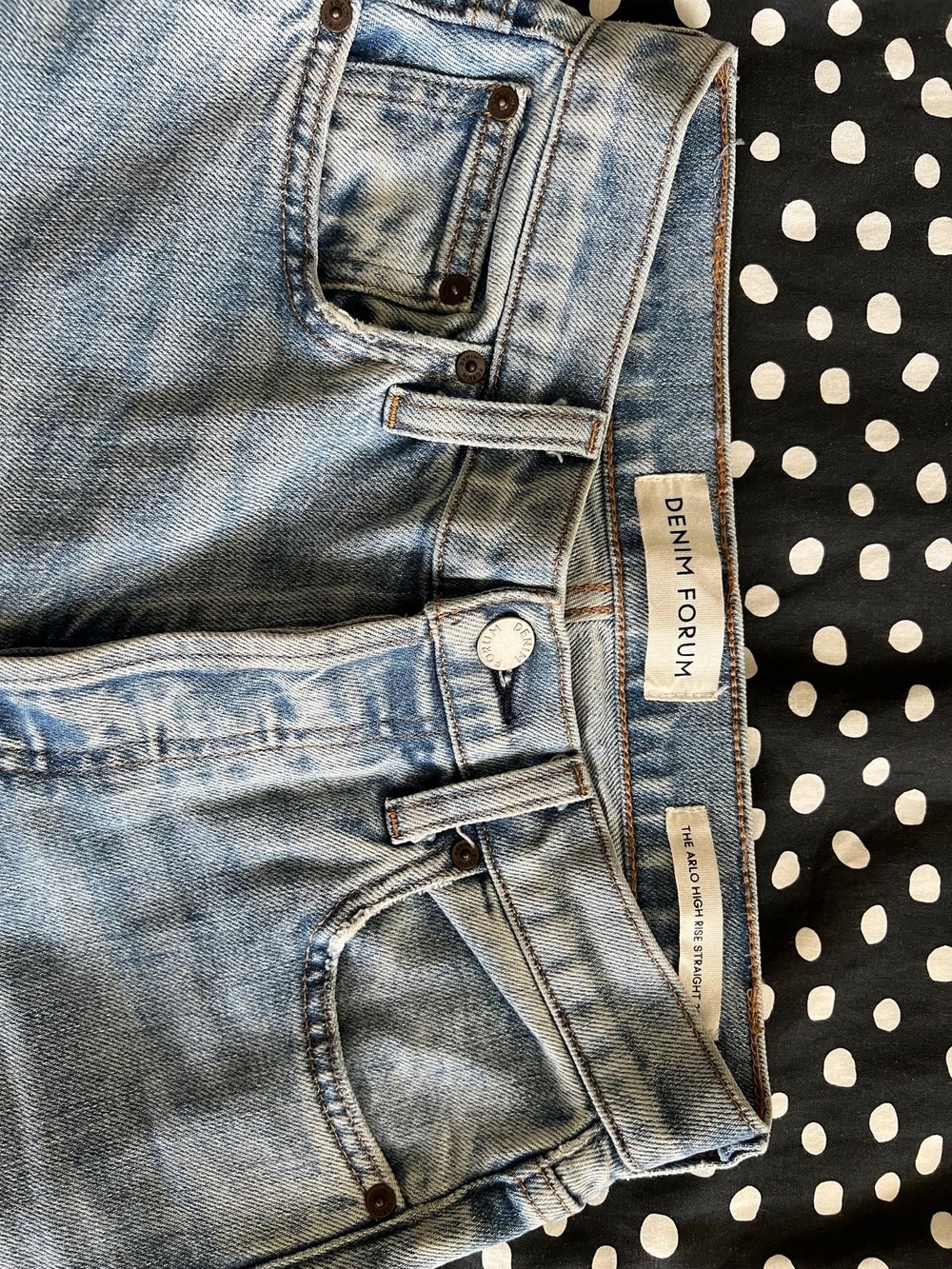 Aritzia Denim Forum Light Blue Straight-Leg  Button Fly Jeans Size 24 - Picture 2 of 7